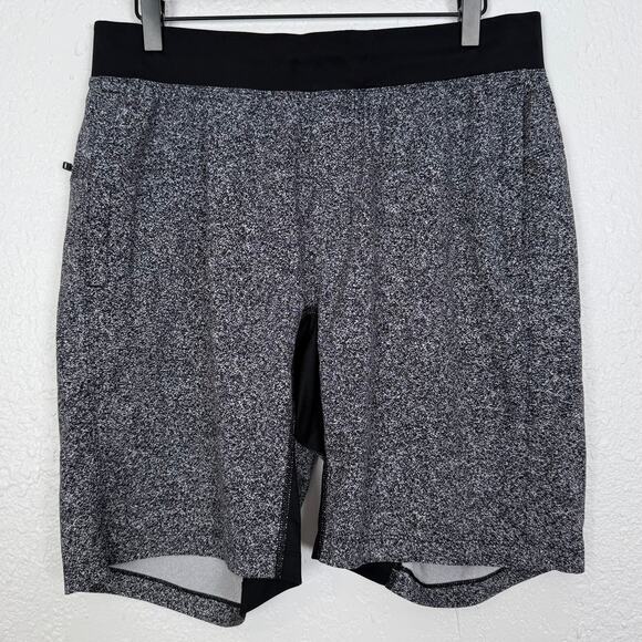 Lululemon Men's T.H.E. Short 9" Linerless Inked Light Cast Black Size Large - Picture 3 of 6